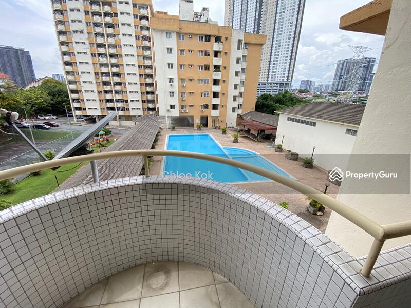 For Sale - Meadow Park 2