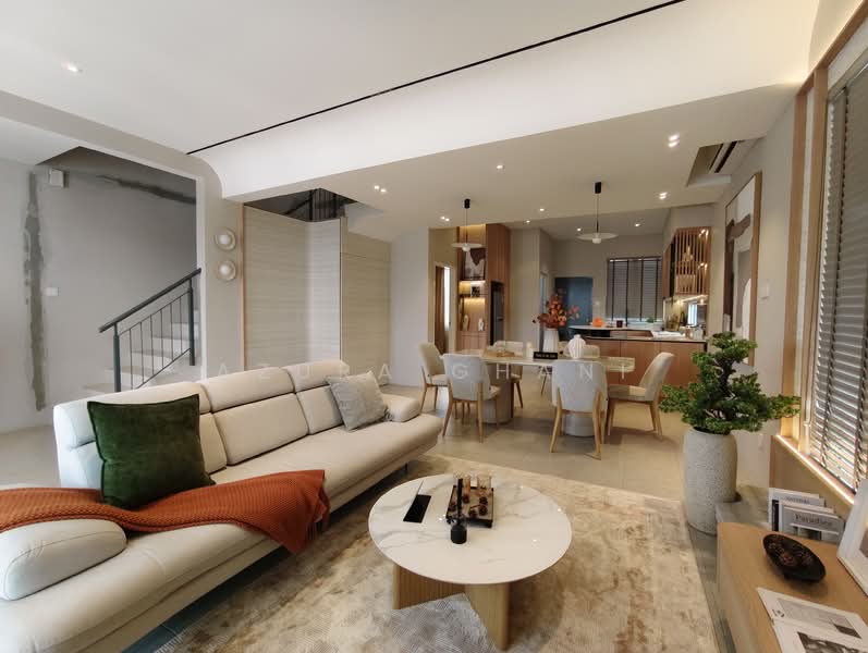 Rumah Teres 2 Tingkat untuk Dijual di Bandar Puteri Jaya (Sungai Petani) - Azura Ghani - Living Room - PropertyGuru.com.my