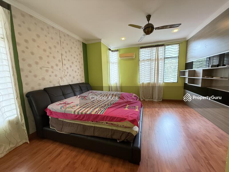 2-storey Terraced House for Sale in Denai Alam (Shah Alam) - Chloe Kok - Master Bedroom - PropertyGuru.com.my