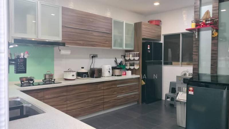 Rumah Berkembar untuk Dijual di Bandar Botanic (Klang) - Ridian Tan - Kitchen - PropertyGuru.com.my