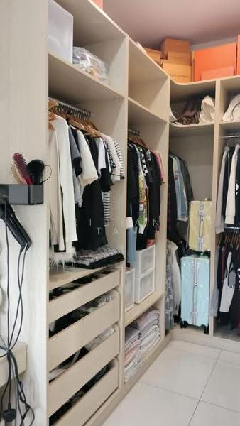 Rumah Berkembar untuk Dijual di Bandar Botanic (Klang) - Ridian Tan - Study - PropertyGuru.com.my