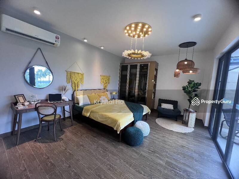 Bungalow House for Sale in Forest City (Gelang Patah) - Krystal Ho - Master Bedroom - PropertyGuru.com.my