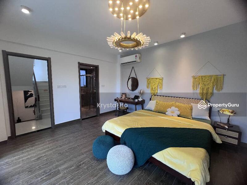 Bungalow House for Sale in Forest City (Gelang Patah) - Krystal Ho - Master Bedroom - PropertyGuru.com.my