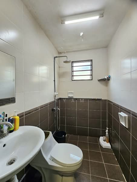 Bandar Baru Bangi untuk Untuk Dijual - RM 600,000, Apr 2026 - Bathroom - PropertyGuru.com.my