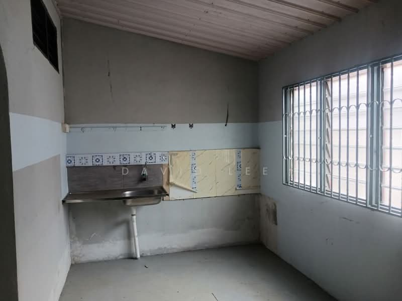 1-storey Terraced House for Sale in Bukit Minyak (Penang) - David Lee - Kitchen - PropertyGuru.com.my