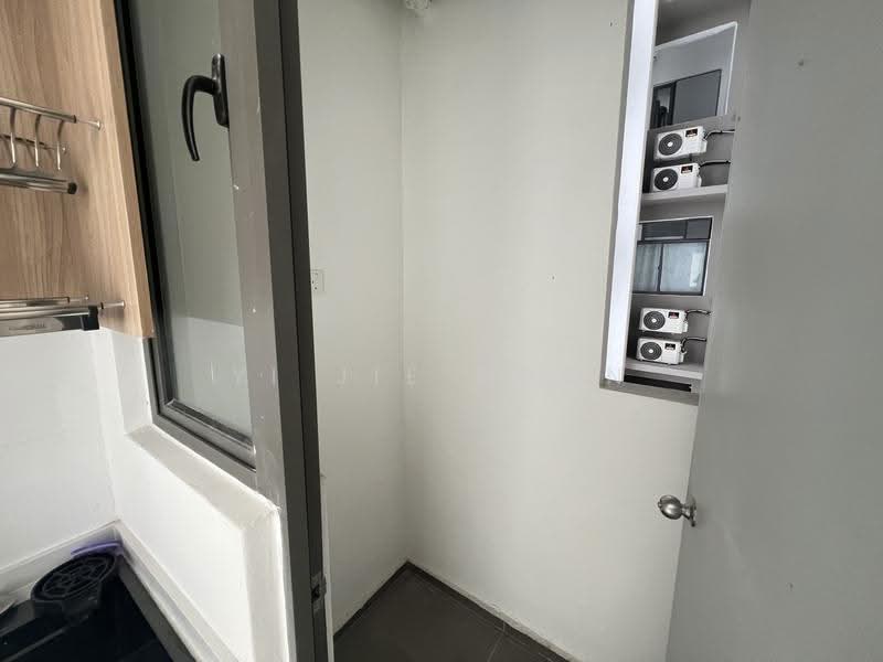 Service Residence for Sale at Kenwingston Platz - Yi Jie Boon - Kitchen - PropertyGuru.com.my