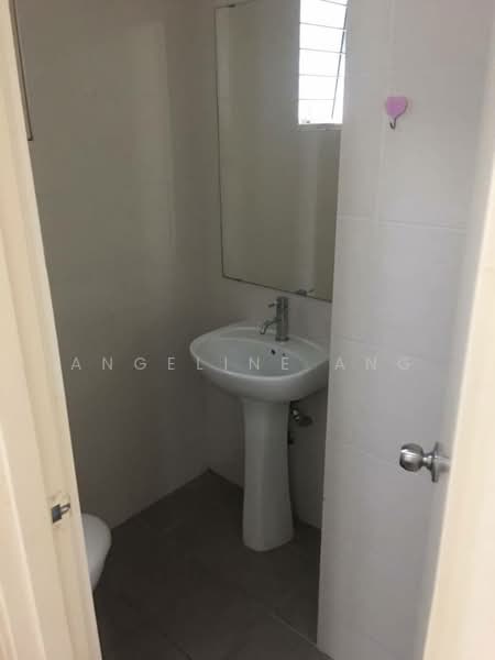 Service Residence for Sale at Subang Olives Residence - ANGELINE ANG - Bathroom - PropertyGuru.com.my