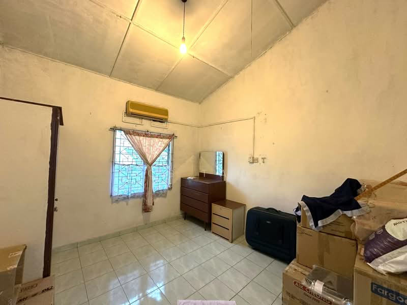 Rumah Teres 2 Tingkat untuk Dijual di Taman Century (Johor Bahru) - CS Tan - PropertyGuru.com.my