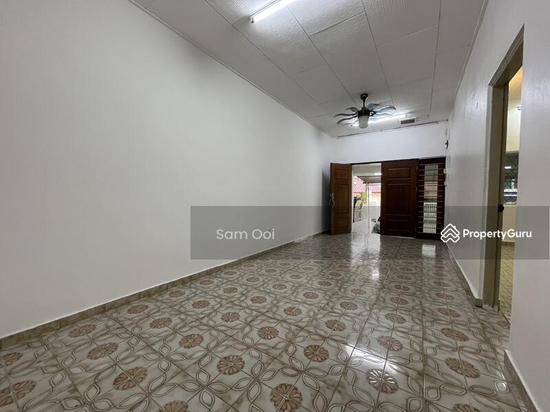 Terraced House for Sale in Island Glades (Jelutong) - Sam Ooi - PropertyGuru.com.my