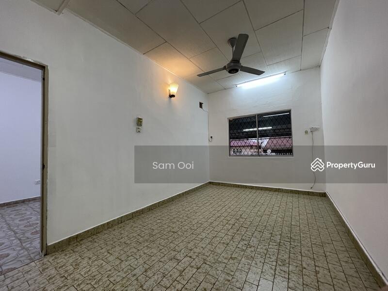 Terraced House for Sale in Island Glades (Jelutong) - Sam Ooi - PropertyGuru.com.my