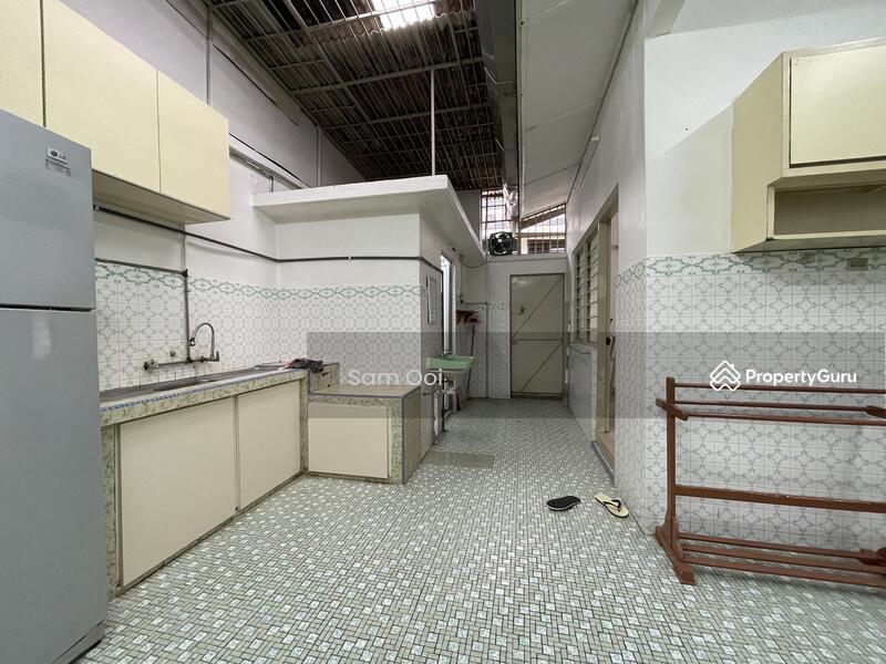 Terraced House for Sale in Island Glades (Jelutong) - Sam Ooi - PropertyGuru.com.my