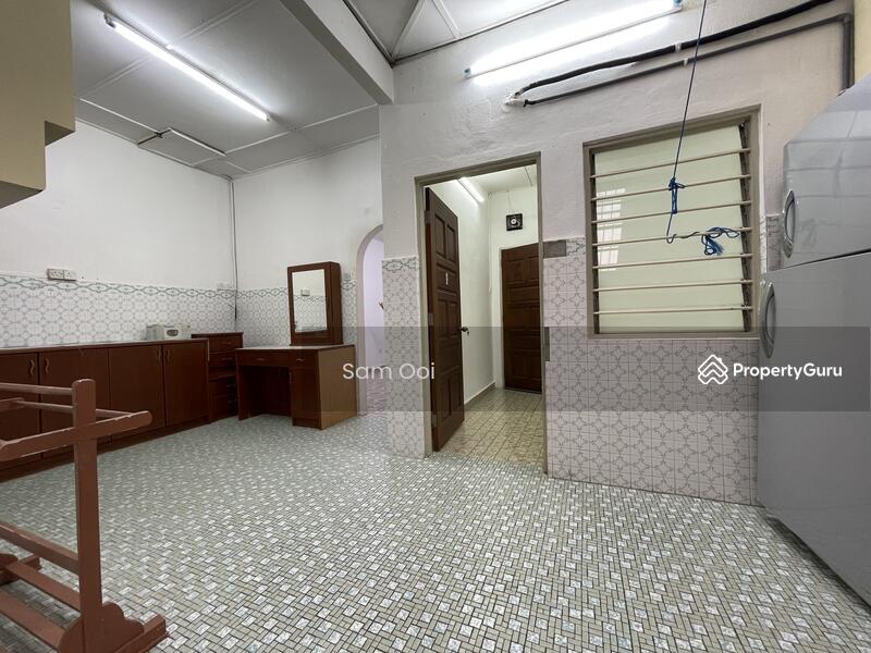 Terraced House for Sale in Island Glades (Jelutong) - Sam Ooi - PropertyGuru.com.my