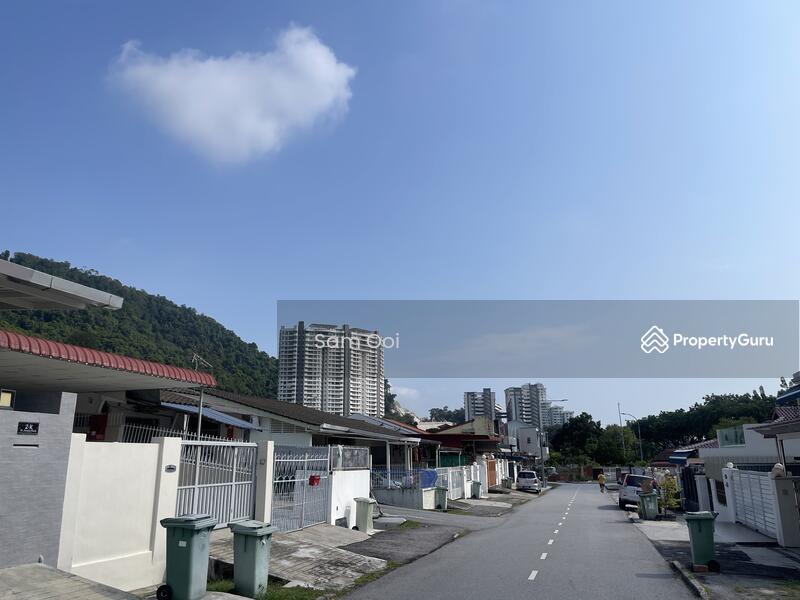Terraced House for Sale in Island Glades (Jelutong) - Sam Ooi - Exterior - PropertyGuru.com.my
