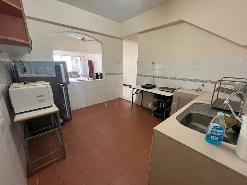 Condominium for Rent at Vista Komanwel B - Yee Yew Kho - Kitchen - PropertyGuru.com.my