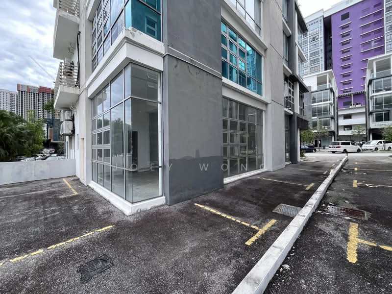 Kedai untuk Dijual di Taman Equine (Seri Kembangan) - Joey Wong - Exterior - PropertyGuru.com.my