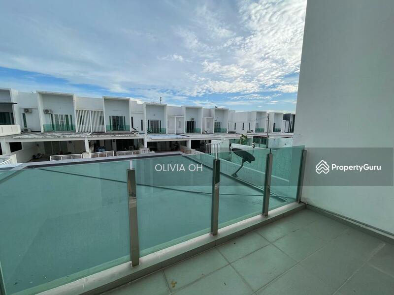 2-storey Terraced House for Rent in Bandar Sri Sendayan (Negeri Sembilan) - OLIVIA OH - Balcony - PropertyGuru.com.my