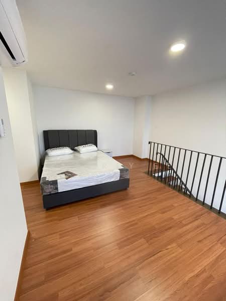 Servis Apartment untuk Dijual di Atwater : Service Residences - Jeffrey Ee - Master Bedroom - PropertyGuru.com.my