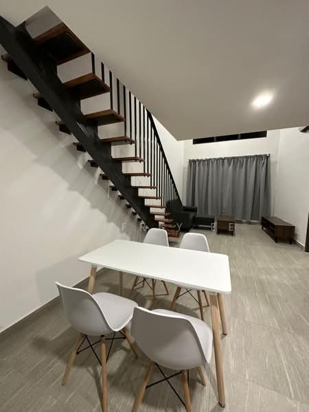 Servis Apartment untuk Dijual di Atwater : Service Residences - Jeffrey Ee - Dining Room - PropertyGuru.com.my