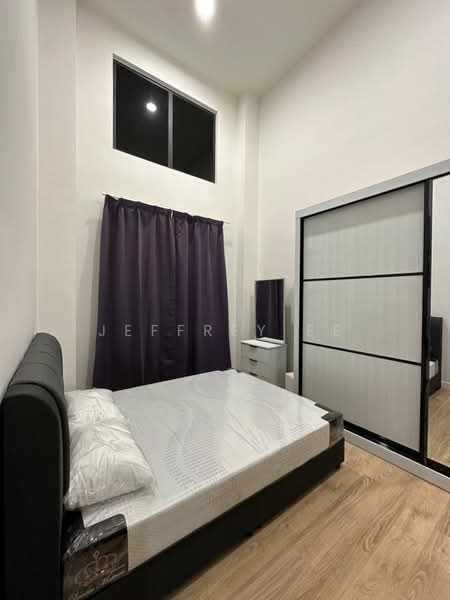 Servis Apartment untuk Dijual di Atwater : Service Residences - Jeffrey Ee - Bedroom - PropertyGuru.com.my
