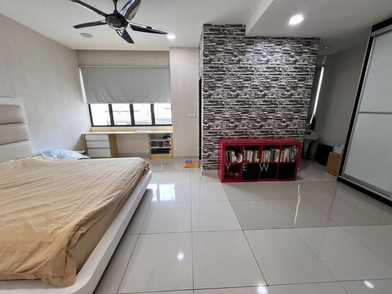 3-storey Terraced House for Sale in Taman Selayang (Selayang) - Elaine Yew - PropertyGuru.com.my