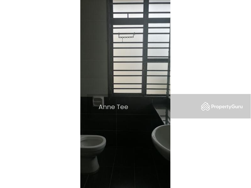 Cluster House for Rent in Taman Adda Heights (Tebrau) - Anne Tee - Bathroom - PropertyGuru.com.my