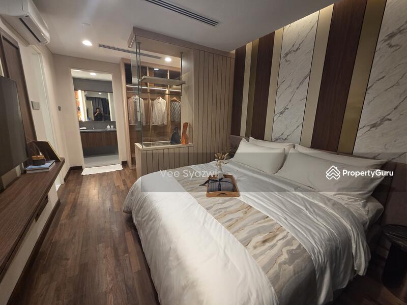 For Sale - Times Square 2