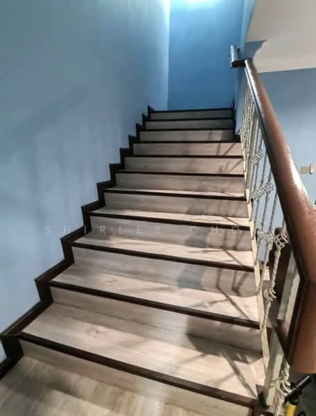 Rumah Teres 2 Tingkat untuk Dijual di Kota Kinabalu (Sabah) - shirley Chow - Stairs - PropertyGuru.com.my