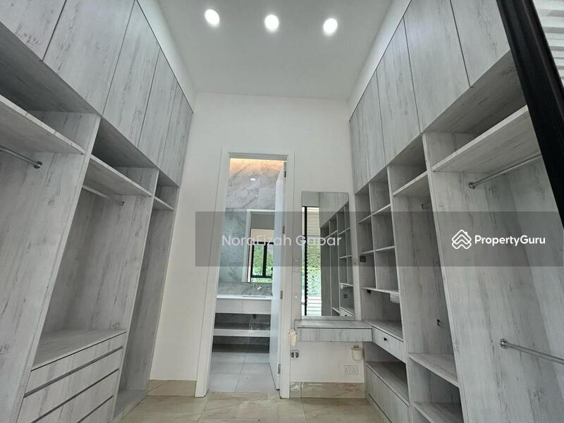 Rumah Banglo untuk Dijual di Country Heights Damansara (Kuala Lumpur) - NoraFizah Gapar - Master Bedroom - PropertyGuru.com.my