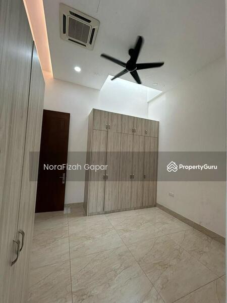 Rumah Banglo untuk Dijual di Country Heights Damansara (Kuala Lumpur) - NoraFizah Gapar - Bedroom - PropertyGuru.com.my