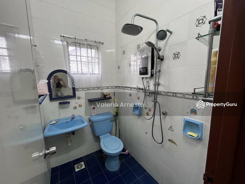 Shared Bathroom