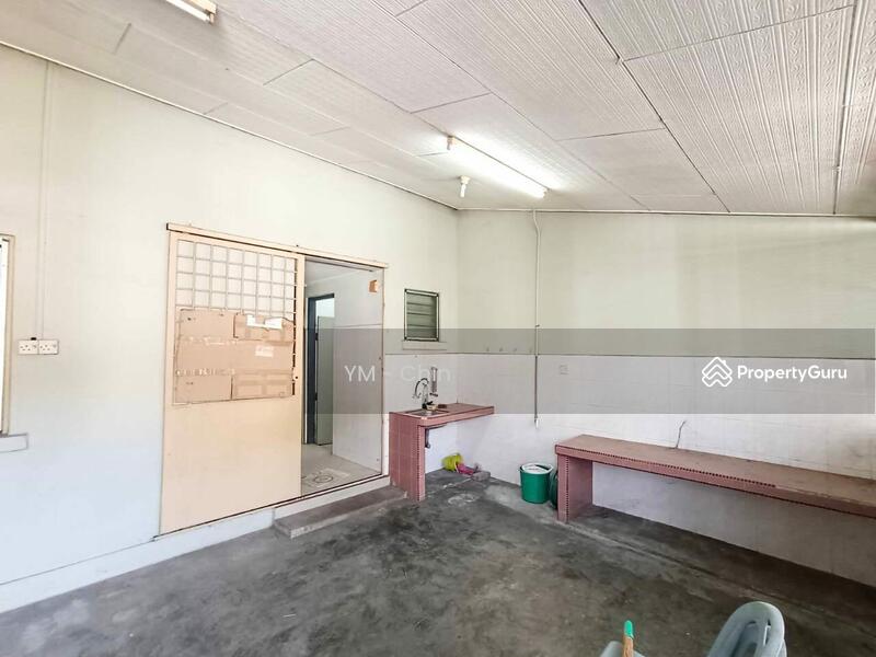 Wet Kitchen