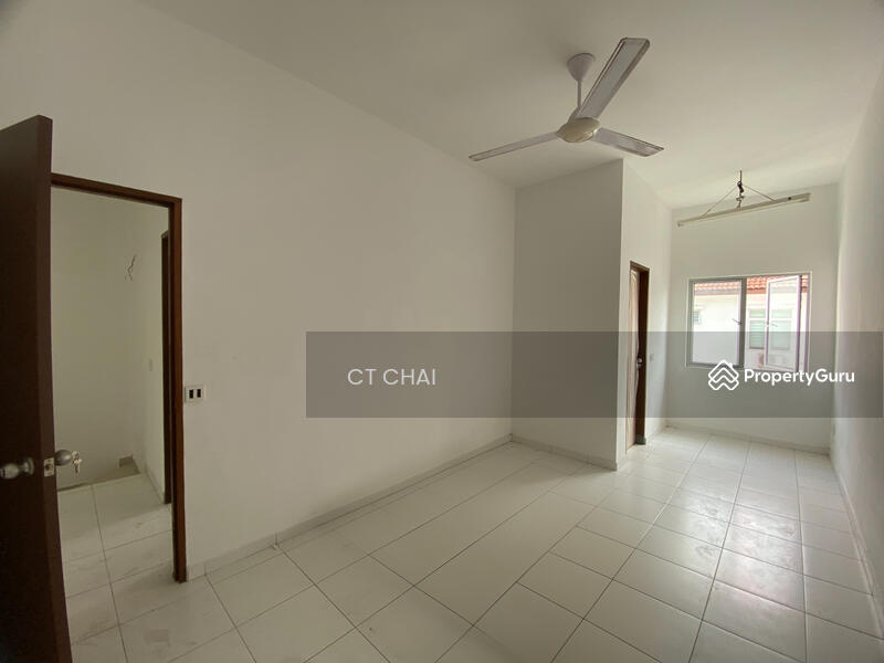 2-storey Terraced House for Sale in Relau (Sungai Ara) - CT CHAI - Bedroom - PropertyGuru.com.my