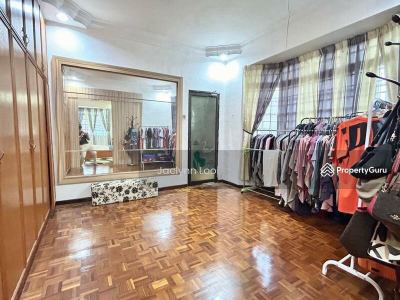 For Sale - Bukit Kempas