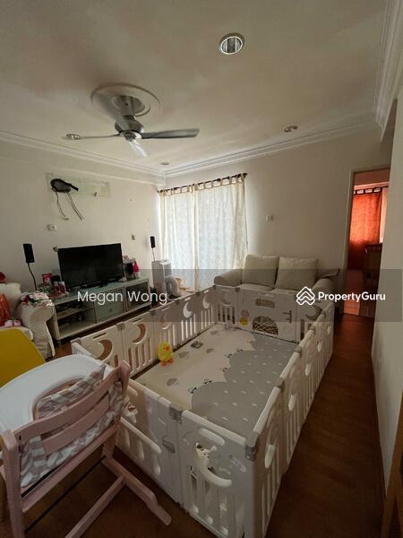 Kondominium untuk Dijual di Pelangi Damansara - Megan Wong - Living Room - PropertyGuru.com.my