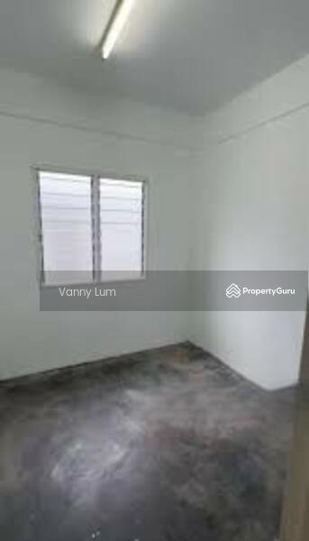 Untuk Dijual - Puchong Utama Court 1