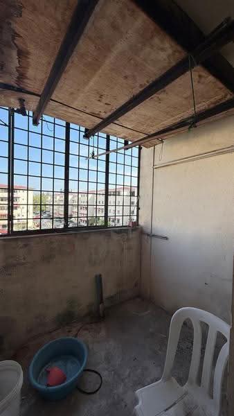 Flat for Sale at Puchong Utama Court 1 - Vanny Lum - Balcony - PropertyGuru.com.my