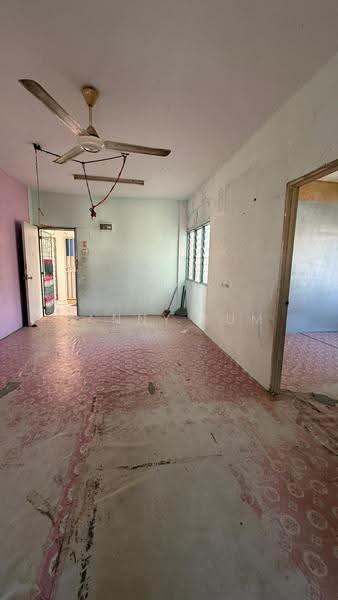 Flat for Sale at Puchong Utama Court 1 - Vanny Lum - Interior - PropertyGuru.com.my