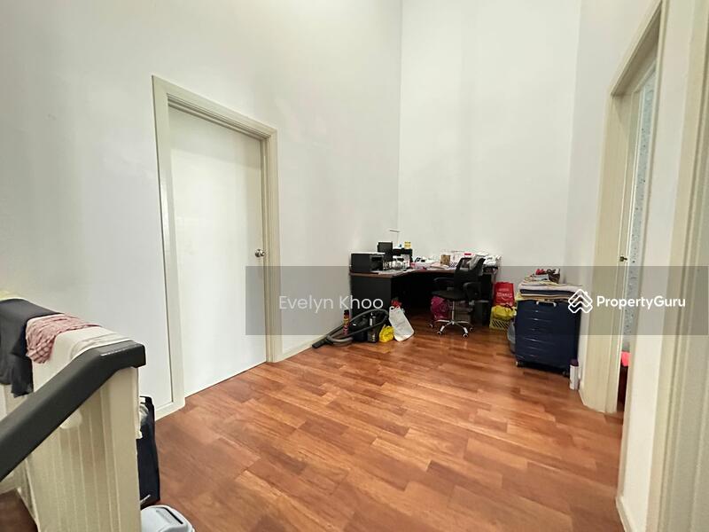 Upstair hallway