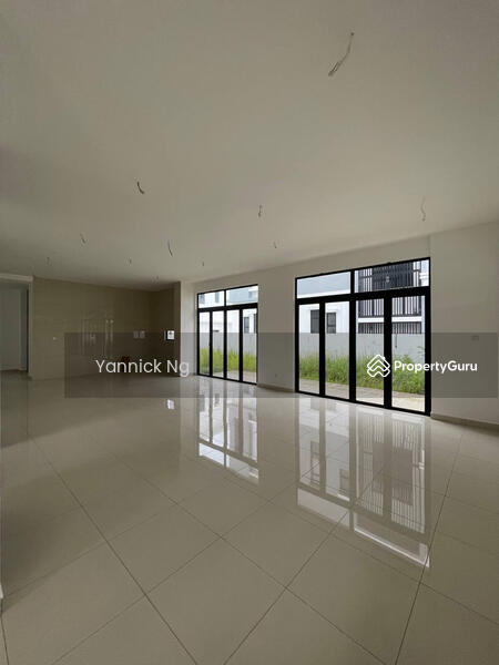 Bungalow for Sale in Alam Nusantara (Setia Alam) - Yannick Ng - Living Room - PropertyGuru.com.my