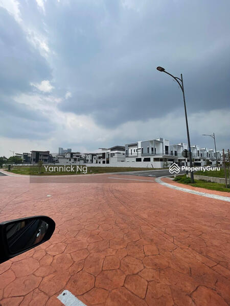 Bungalow for Sale in Alam Nusantara (Setia Alam) - Yannick Ng - Exterior - PropertyGuru.com.my