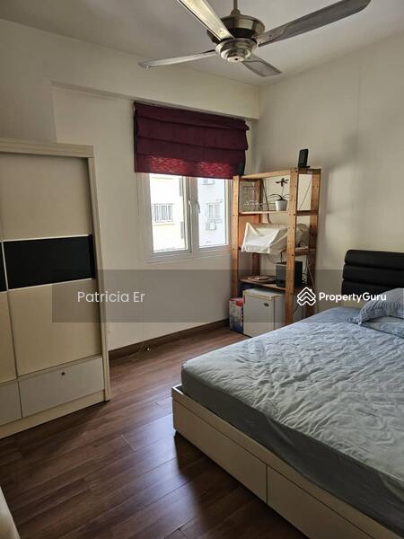 2nd bedroom