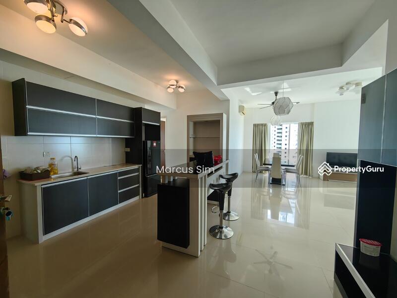 Kondominium untuk Dijual di Bayu Ferringhi Condominiums - Marcus Sim - Kitchen - PropertyGuru.com.my