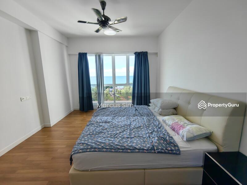 Kondominium untuk Dijual di Bayu Ferringhi Condominiums - Marcus Sim - Master Bedroom - PropertyGuru.com.my