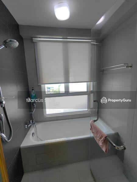 Kondominium untuk Dijual di Bayu Ferringhi Condominiums - Marcus Sim - Bathroom - PropertyGuru.com.my