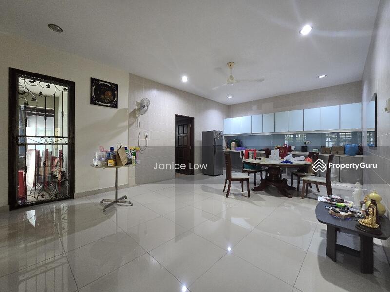 Bungalow House untuk Dijual di Bandar Botanic (Klang) - Janice Low - Kitchen - PropertyGuru.com.my