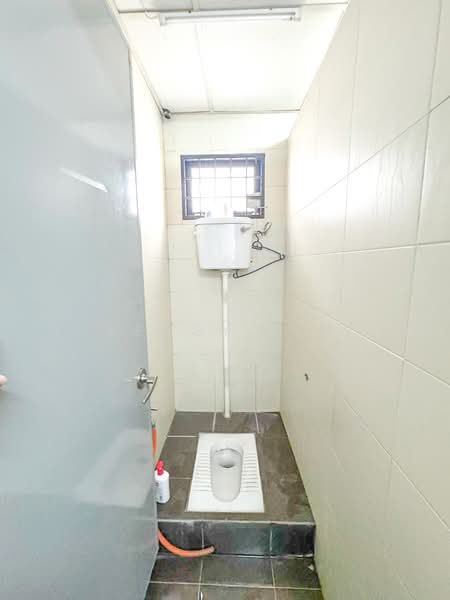 Kedai / Pejabat untuk Disewa di Puchong (Selangor) - Peggy Lim - Bathroom - PropertyGuru.com.my