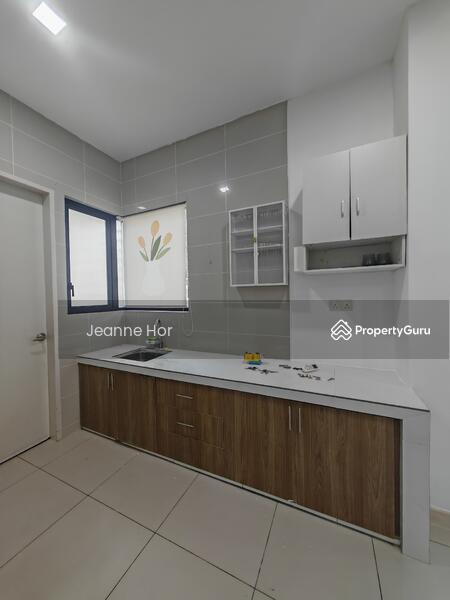 Rumah Bandar untuk Dijual di 16 Sierra (Puchong) - Jeanne Hor - Kitchen - PropertyGuru.com.my