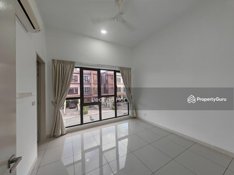 Rumah Bandar untuk Dijual di 16 Sierra (Puchong) - Jeanne Hor - Bedroom 2 - PropertyGuru.com.my