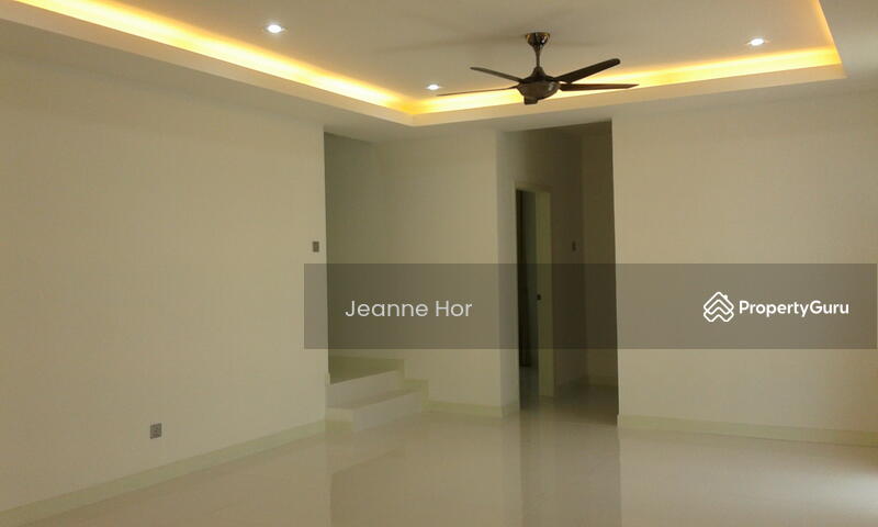 Townhouse for Sale in 16 Sierra (Puchong) - Jeanne Hor - Living Room - PropertyGuru.com.my