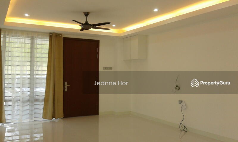 Townhouse for Sale in 16 Sierra (Puchong) - Jeanne Hor - Living Room - PropertyGuru.com.my